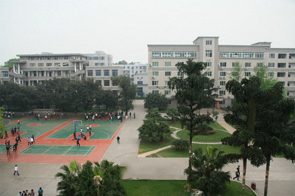瀘州職業技術學校