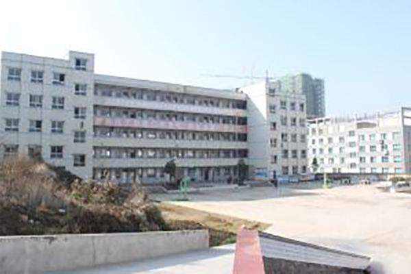 貴州甕安四中職業高中