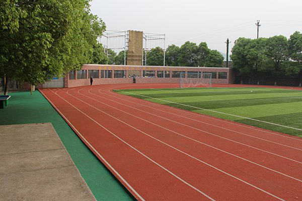 廣安職高學(xué)校