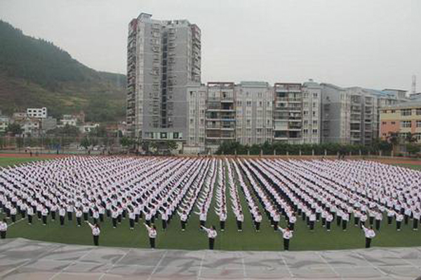 瀘州職高學(xué)院
