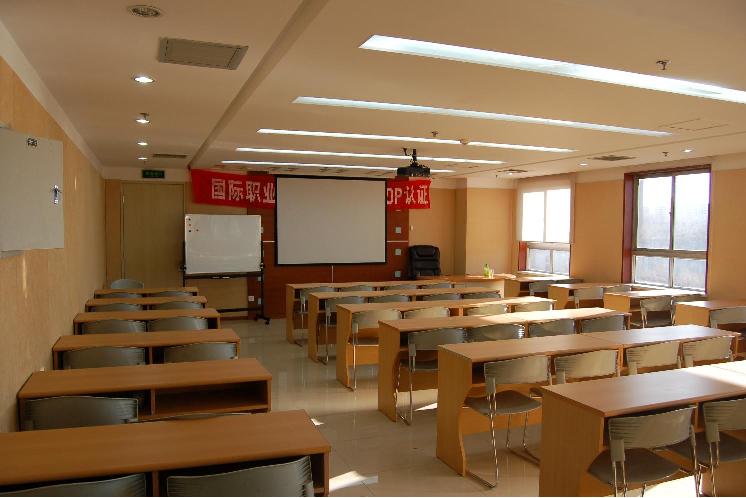 巴中汽車信息技術(shù)學(xué)校宿舍條件