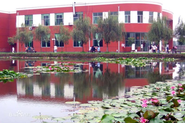 成都職業學校排名